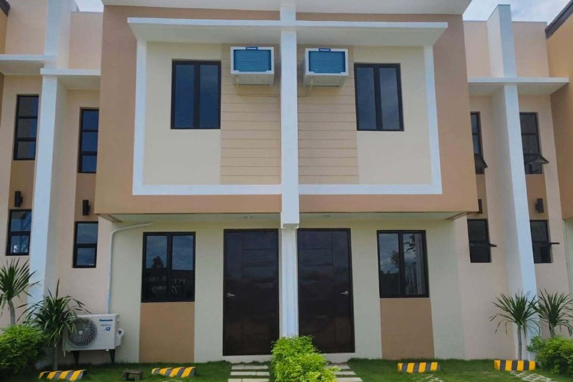 2 Bedroom Townhouse for Sale in Can-Asujan, Carcar, Cebu