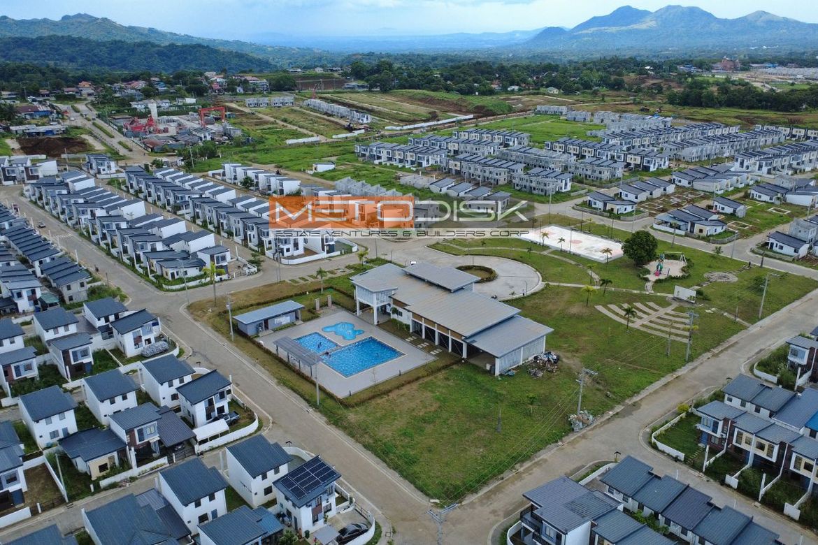 2 Bedroom Townhouse for Sale in Kaylaway, Nasugbu, Batangas – photo 2