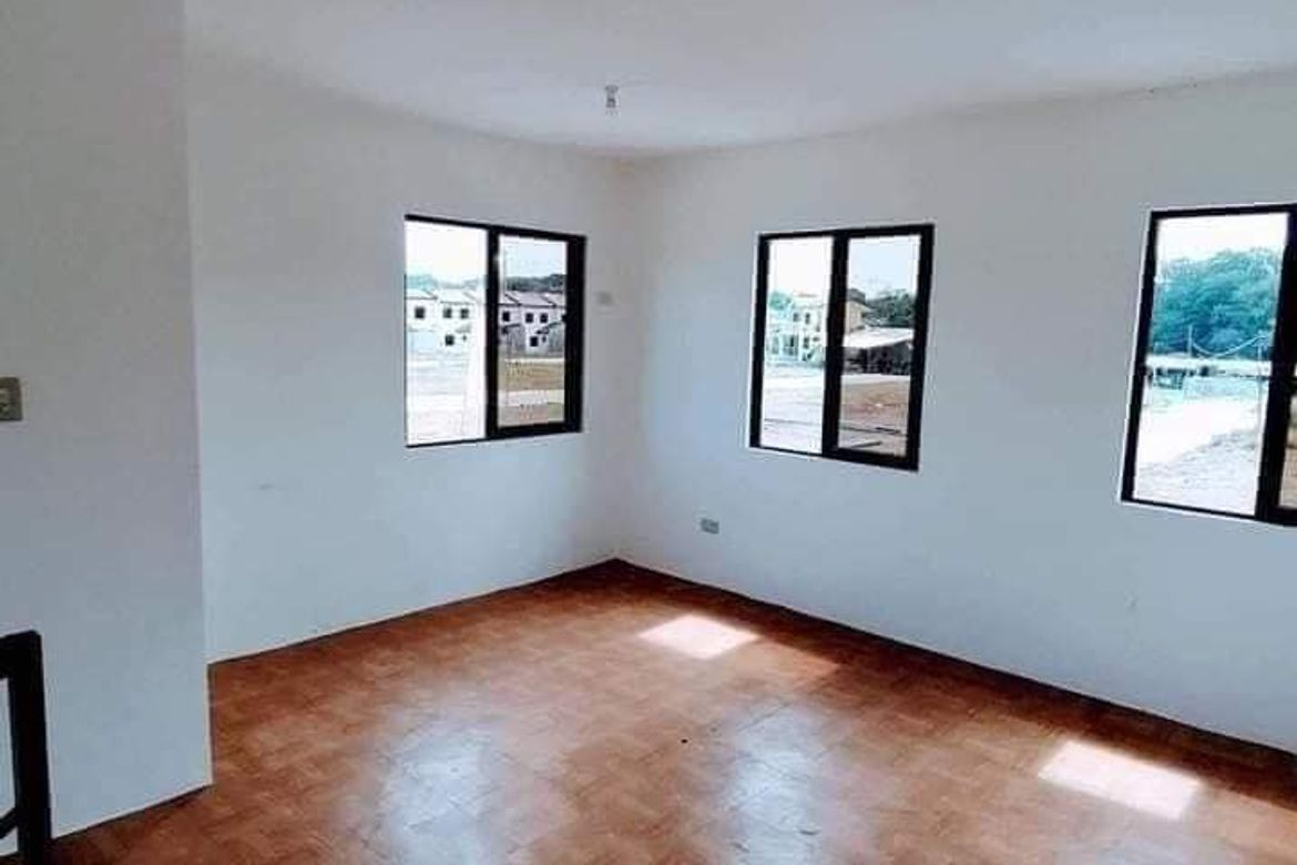 2 Bedroom Townhouse for Sale in Loma de Gato, Marilao, Bulacan – photo 3