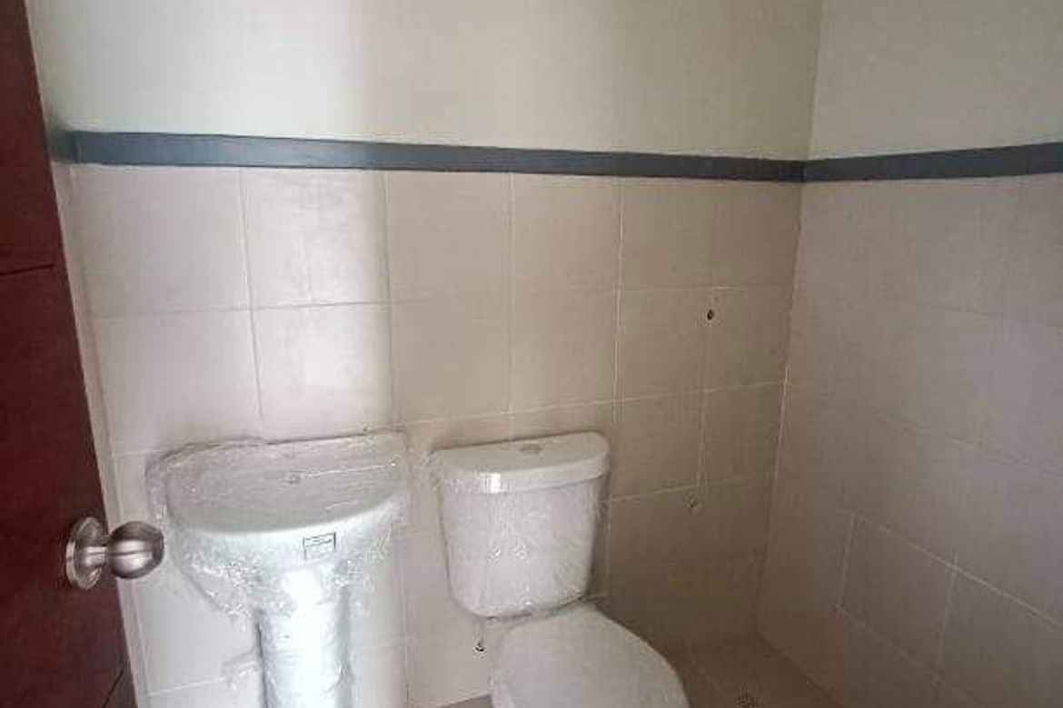 2 Bedroom Townhouse for Sale in Mabolo, Malolos, Bulacan – photo 6