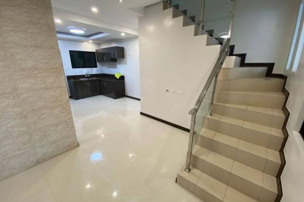 2 Bedroom Townhouse for Sale in Maguikay, Mandaue, Cebu – photo 3