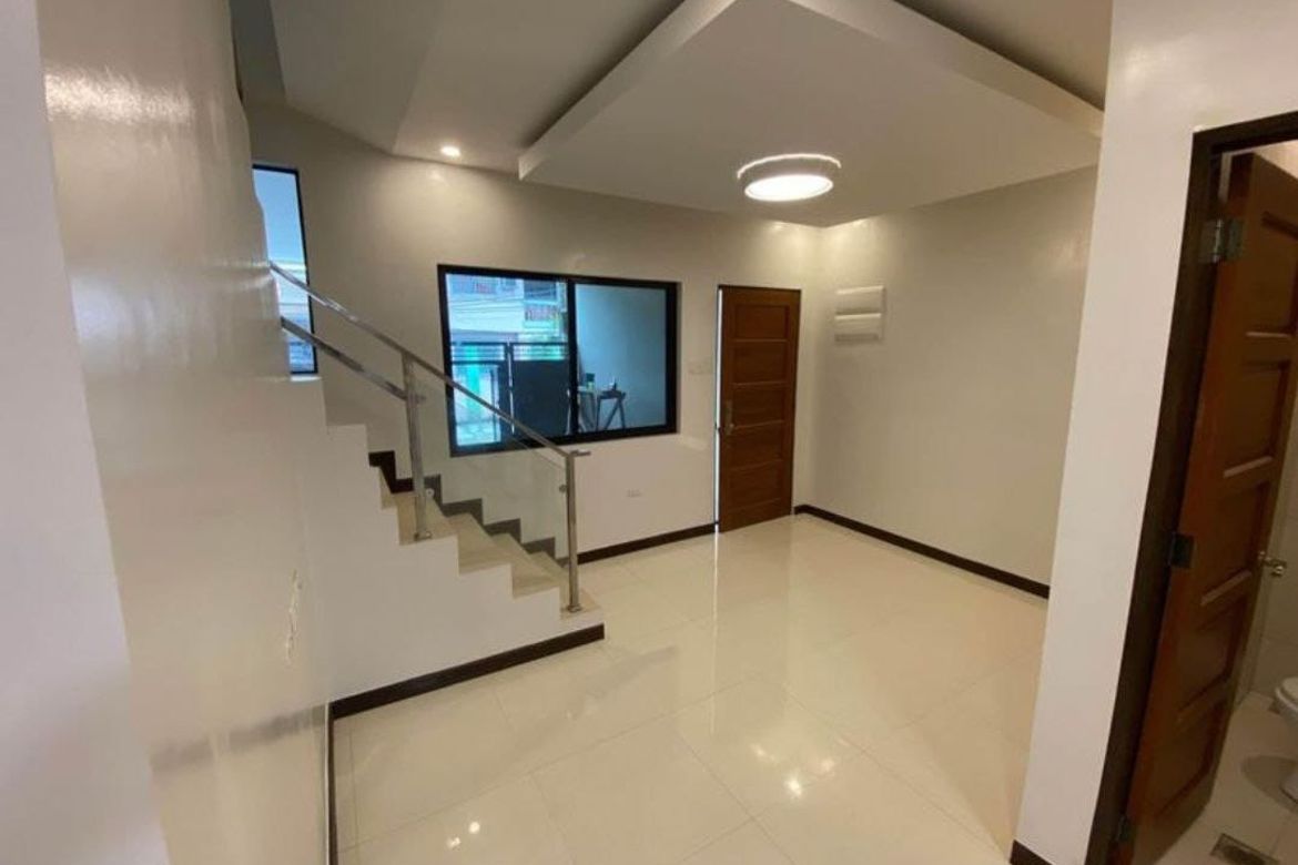 2 Bedroom Townhouse for Sale in Maguikay, Mandaue, Cebu – photo 4