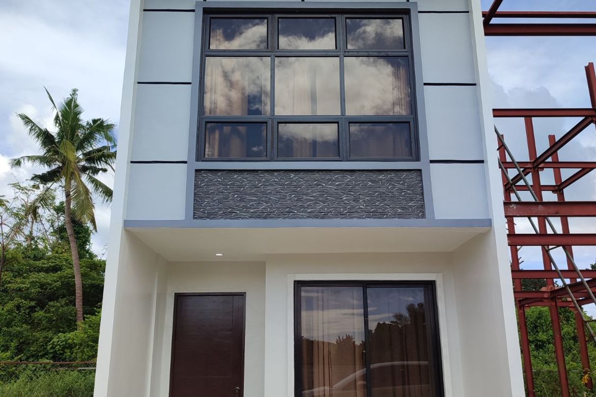 2 Bedroom Townhouse for Sale in Mariveles, Dauis, Bohol
