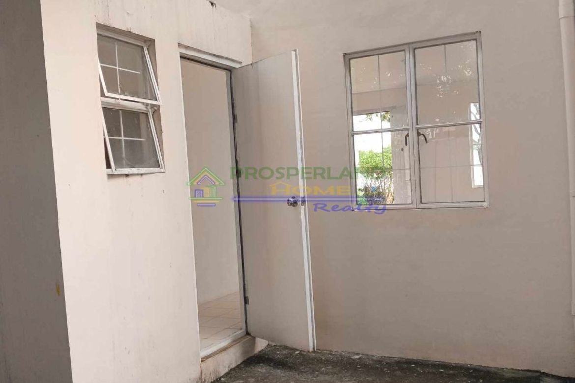 2 Bedroom Townhouse for Sale in Marulas, Kawit, Cavite