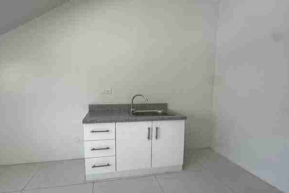 2 Bedroom Townhouse for Sale in Mohon, Talisay, Cebu – photo 4