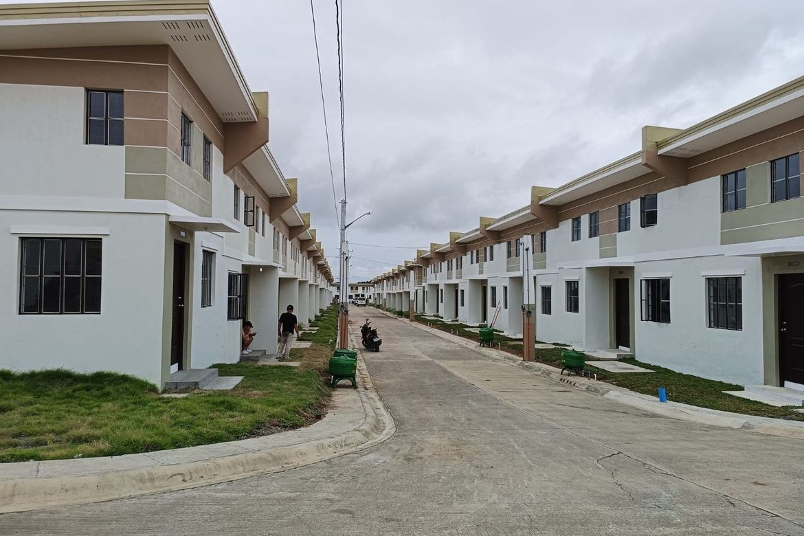2 Bedroom Townhouse for Sale in Palangue 1, Naic, Cavite – photo 2