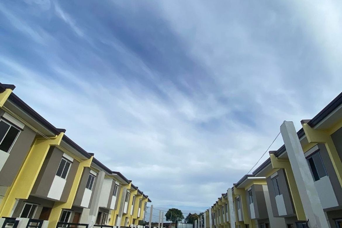 2 Bedroom Townhouse for Sale in Palangue 2 & 3, Naic, Cavite – photo 3