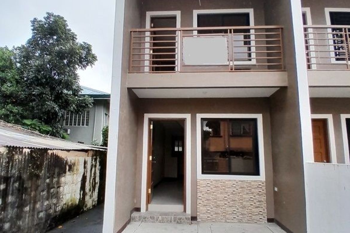 2 Bedroom Townhouse for Sale in Pamplona Tres, Las Piñas, Metro Manila