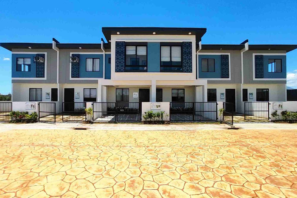2 Bedroom Townhouse for Sale in PHirst Sights Calauan, Hanggan, Calauan, Laguna – photo 2