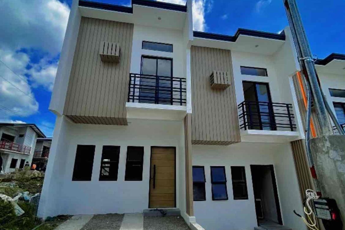 2 Bedroom Townhouse for Sale in Pitalo, San Fernando, Cebu