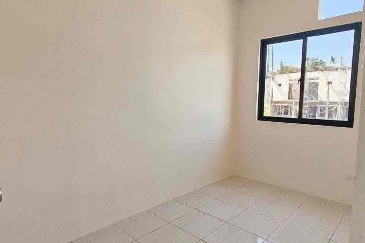 2 Bedroom Townhouse for Sale in Pitalo, San Fernando, Cebu – photo 4