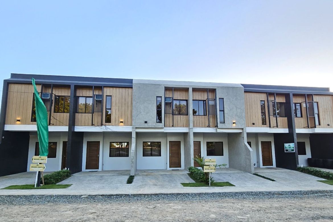 2 Bedroom Townhouse for Sale in Poblacion, Pandi, Bulacan