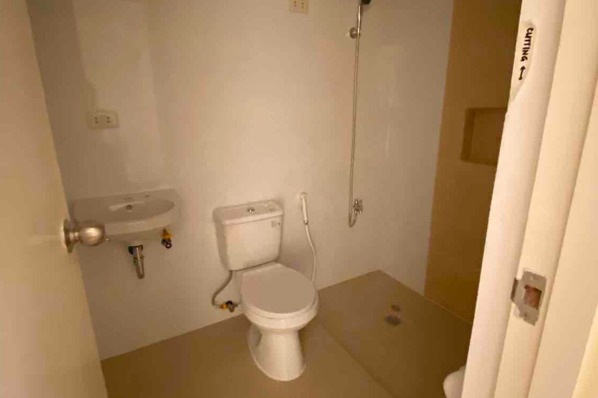 2 Bedroom Townhouse for Sale in Pulang Lupa Uno, Las Piñas, Metro Manila – photo 5