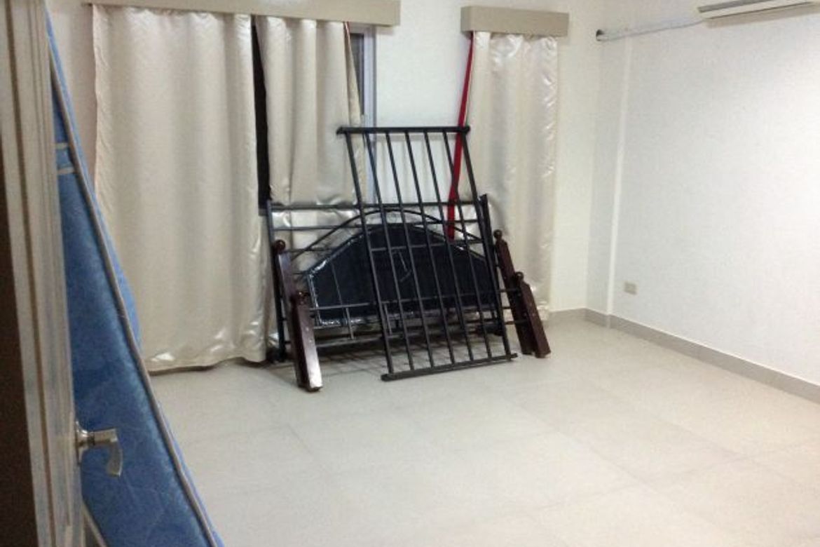 2 Bedroom Townhouse for Sale in Pulung Maragul, Angeles, Pampanga – photo 6