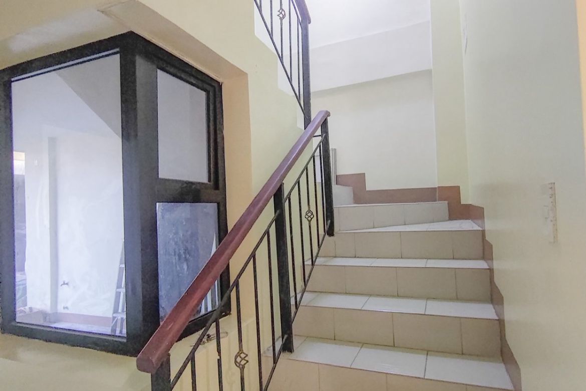2 Bedroom Townhouse for Sale in Quiapo, Manila, Metro Manila near LRT-1 Carriedo – photo 4