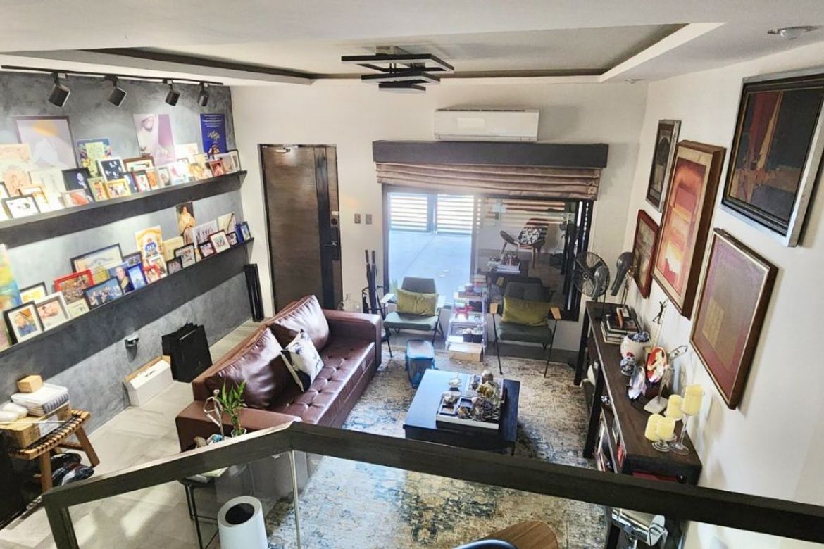 2 Bedroom Townhouse for Sale in San Isidro, Parañaque, Metro Manila