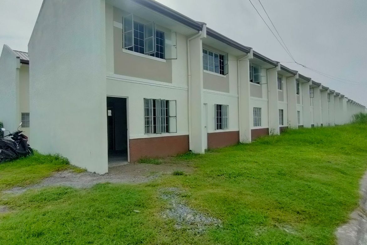 2 Bedroom Townhouse for Sale in San Isidro, San Fernando, Pampanga