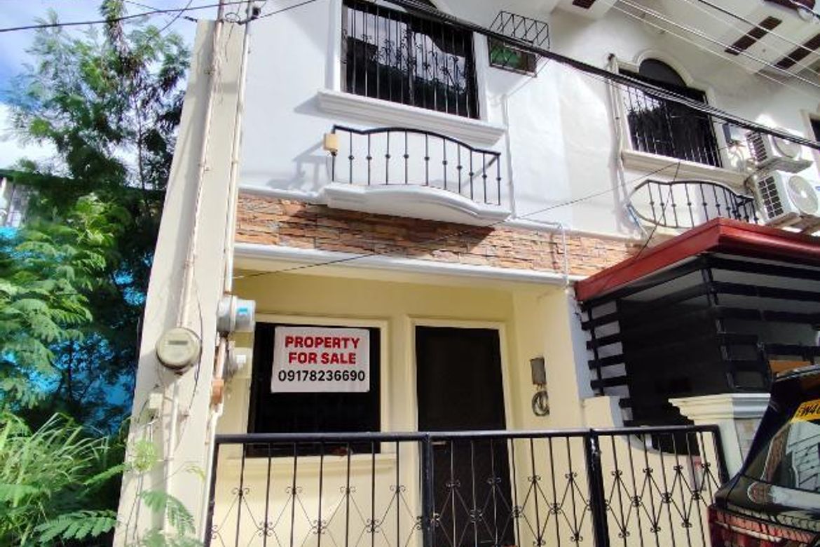 2 Bedroom Townhouse for Sale in San Miguel, Taguig, Metro Manila