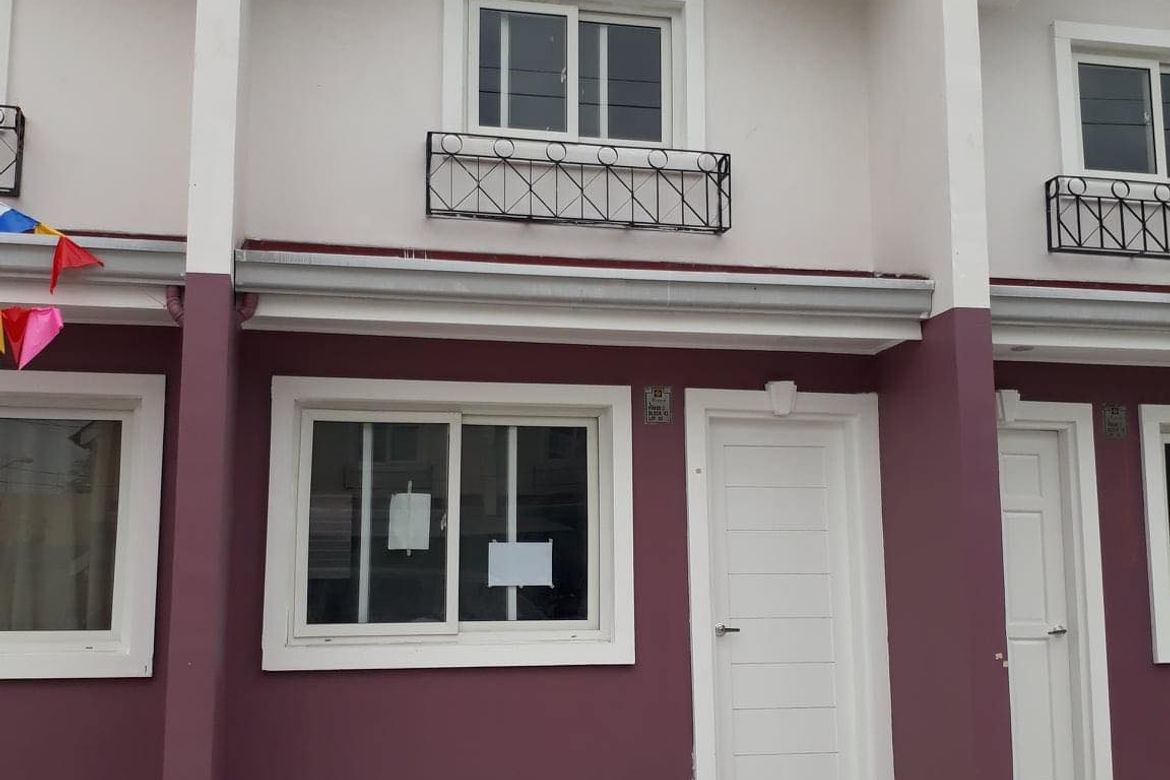 2 Bedroom Townhouse for Sale in Tabun, Mabalacat, Pampanga