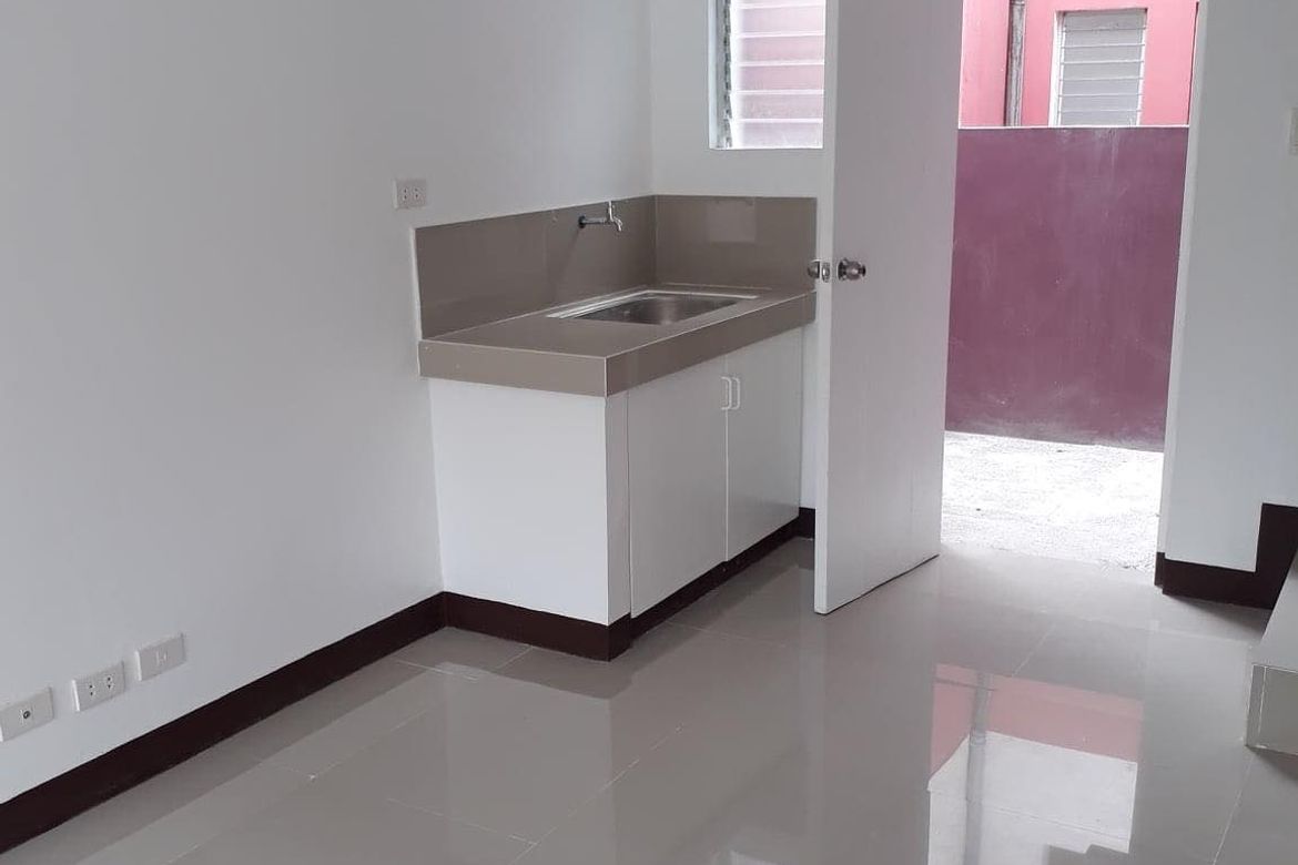 2 Bedroom Townhouse for Sale in Tabun, Mabalacat, Pampanga – photo 2