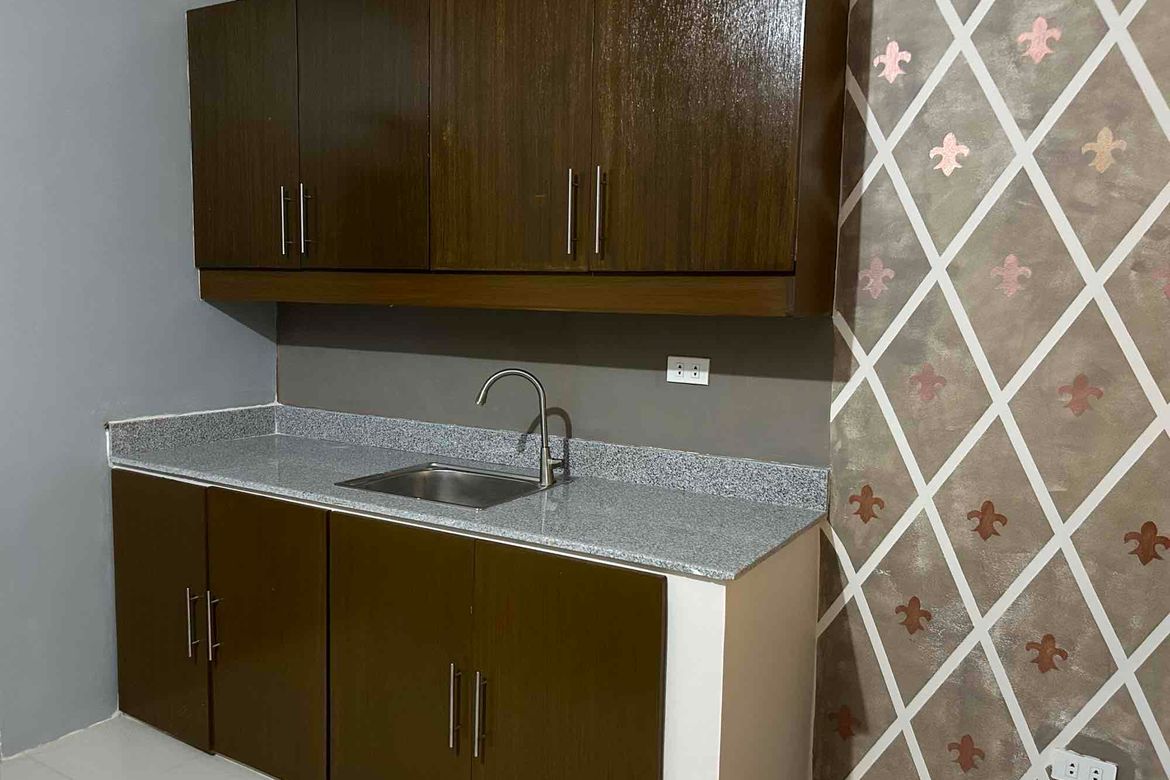 2 Bedroom Townhouse for Sale in Talon Kuatro, Las Piñas, Metro Manila – photo 8
