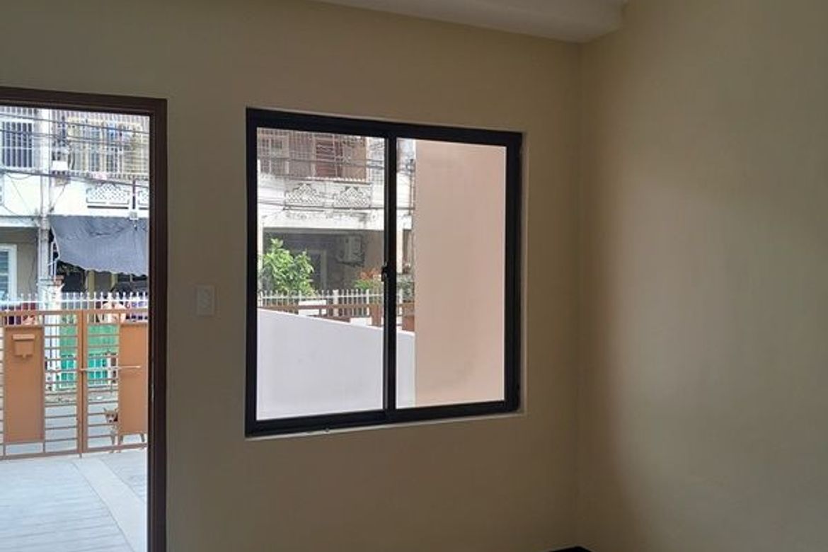 2 Bedroom Townhouse for Sale in Talon Uno, Las Piñas, Metro Manila – photo 4