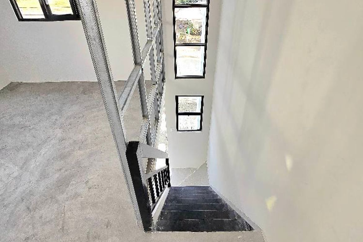 2 Bedroom Townhouse for Sale in Timalan Balsahan, Naic, Cavite – photo 6