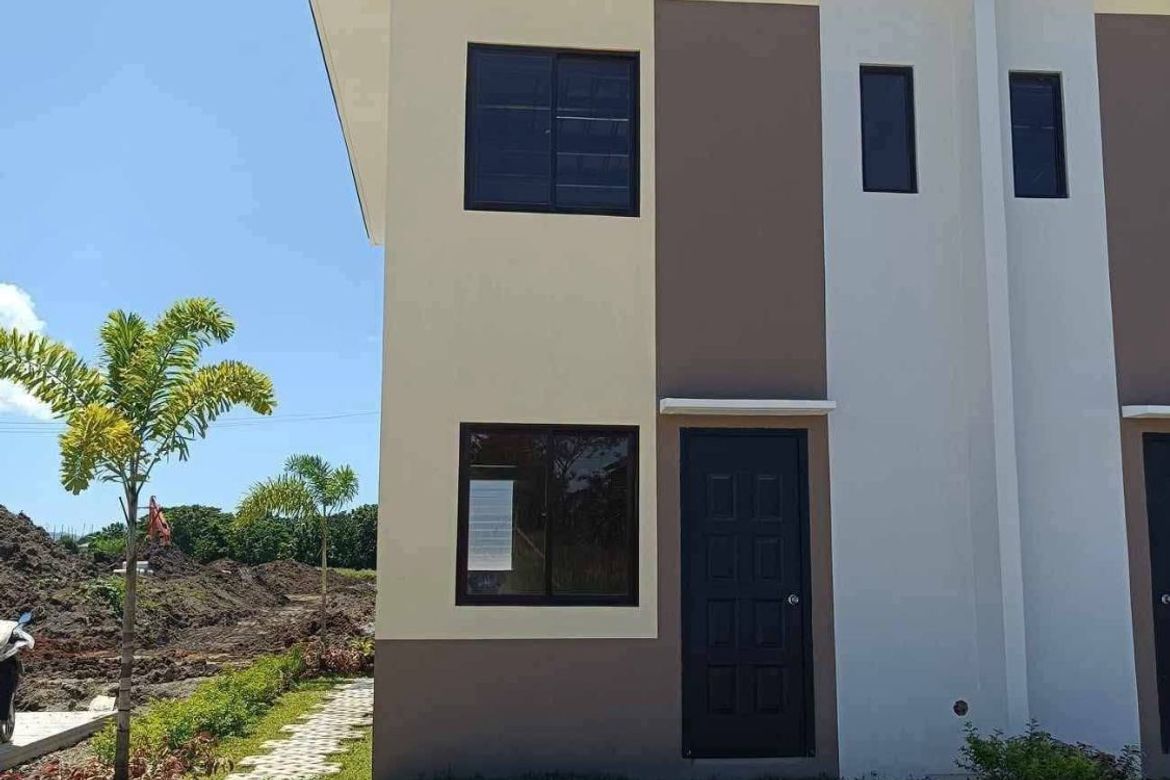 2 Bedroom Townhouse for Sale in Timalan Concepcion, Naic, Cavite – photo 3