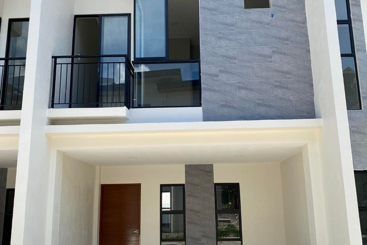 2 Bedroom Townhouse for Sale in Tisa, Cebu City, Cebu