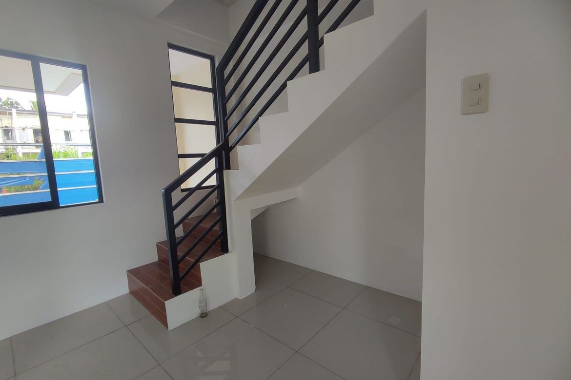 2 Bedroom Townhouse for Sale in Villamonte, Bacolod, Negros Occidental – photo 5