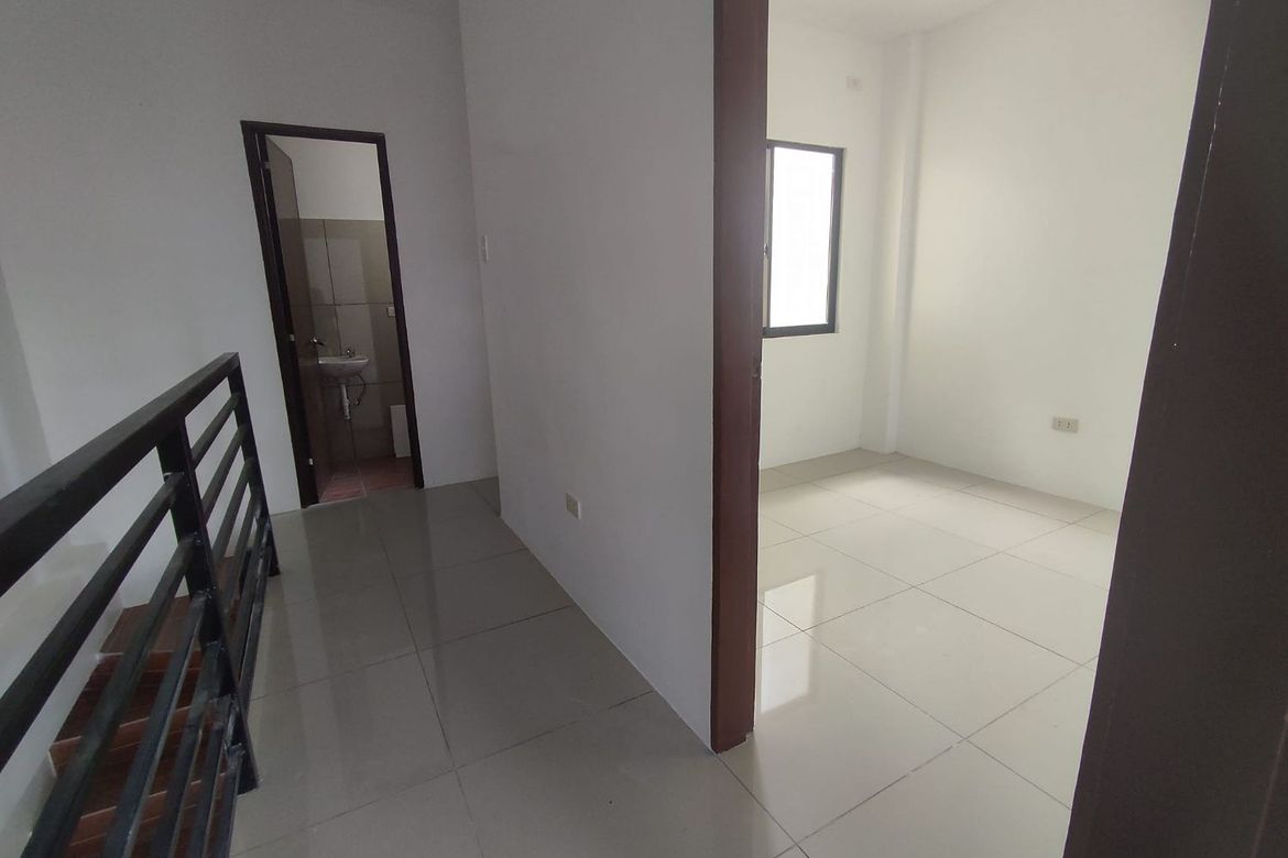 2 Bedroom Townhouse for Sale in Villamonte, Bacolod, Negros Occidental – photo 7