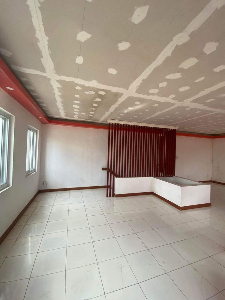 2-Storey Commercial Building with Roof Deck and Parking for Sale in General Trias, Cavite – photo 2