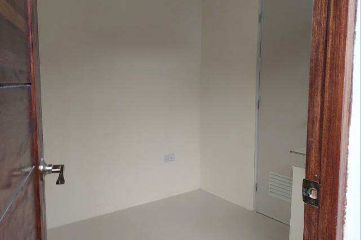 20 Bedroom Shophouse for Sale in Carmona, Makati, Metro Manila – photo 4