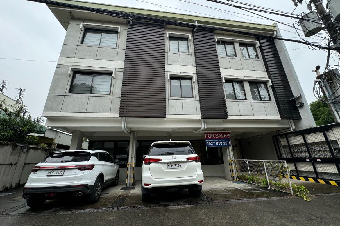 20 Bedroom Shophouse for Sale in Western Bicutan, Taguig, Metro Manila