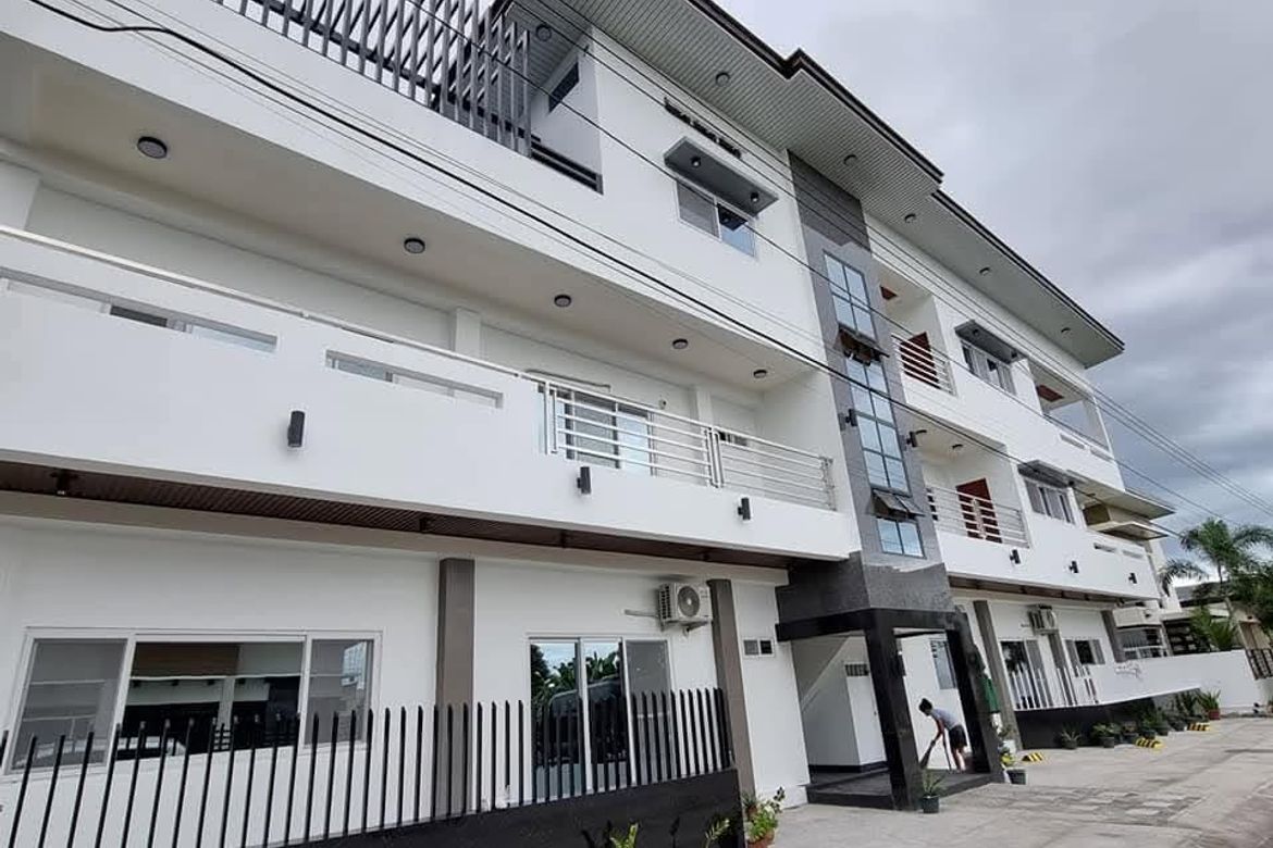 21 Bedroom Villa for Sale in Cuayan, Angeles, Pampanga