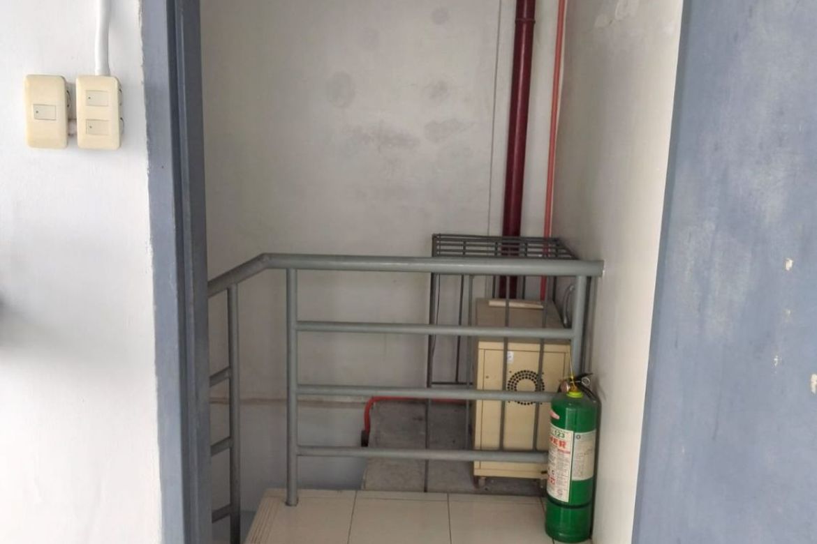 22 Bedroom Apartment for Sale in Pitogo, Makati City near MRT-3 Buendia – photo 16