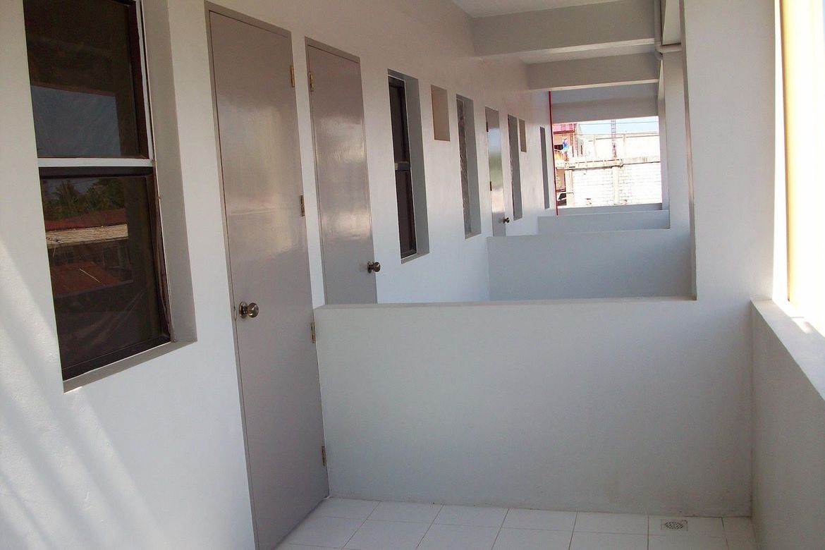 24 Bedroom Shophouse for Sale in Barangay 76, Pasay, Metro Manila near LRT-1 Libertad – photo 2