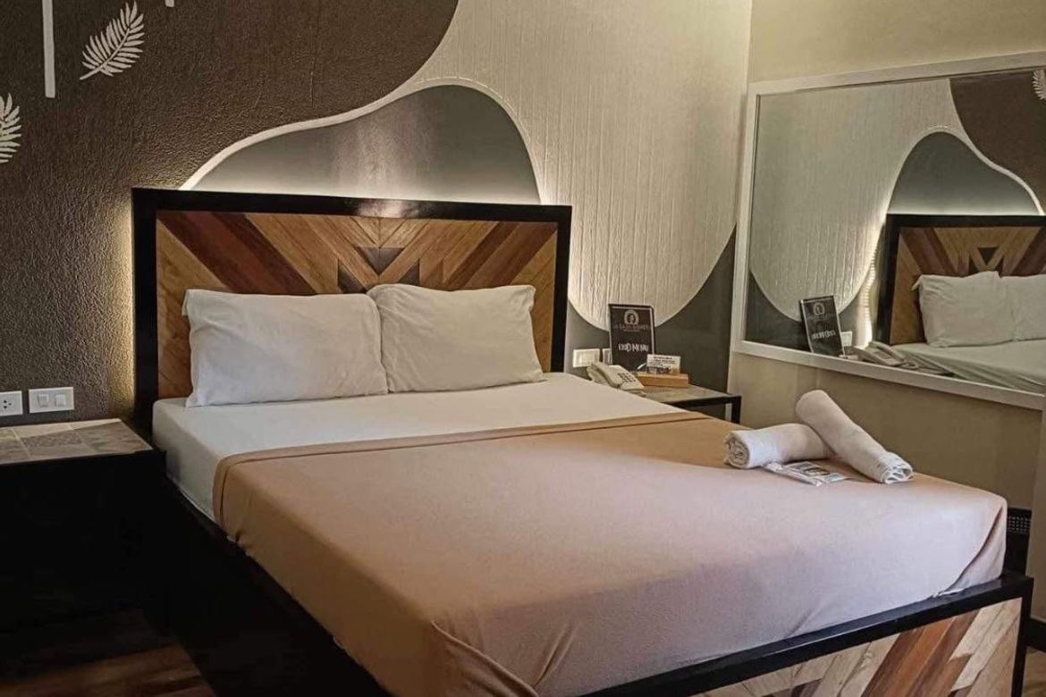 25 Bedroom Commercial for Sale in Santo Rosario, San Fernando, Pampanga – photo 8