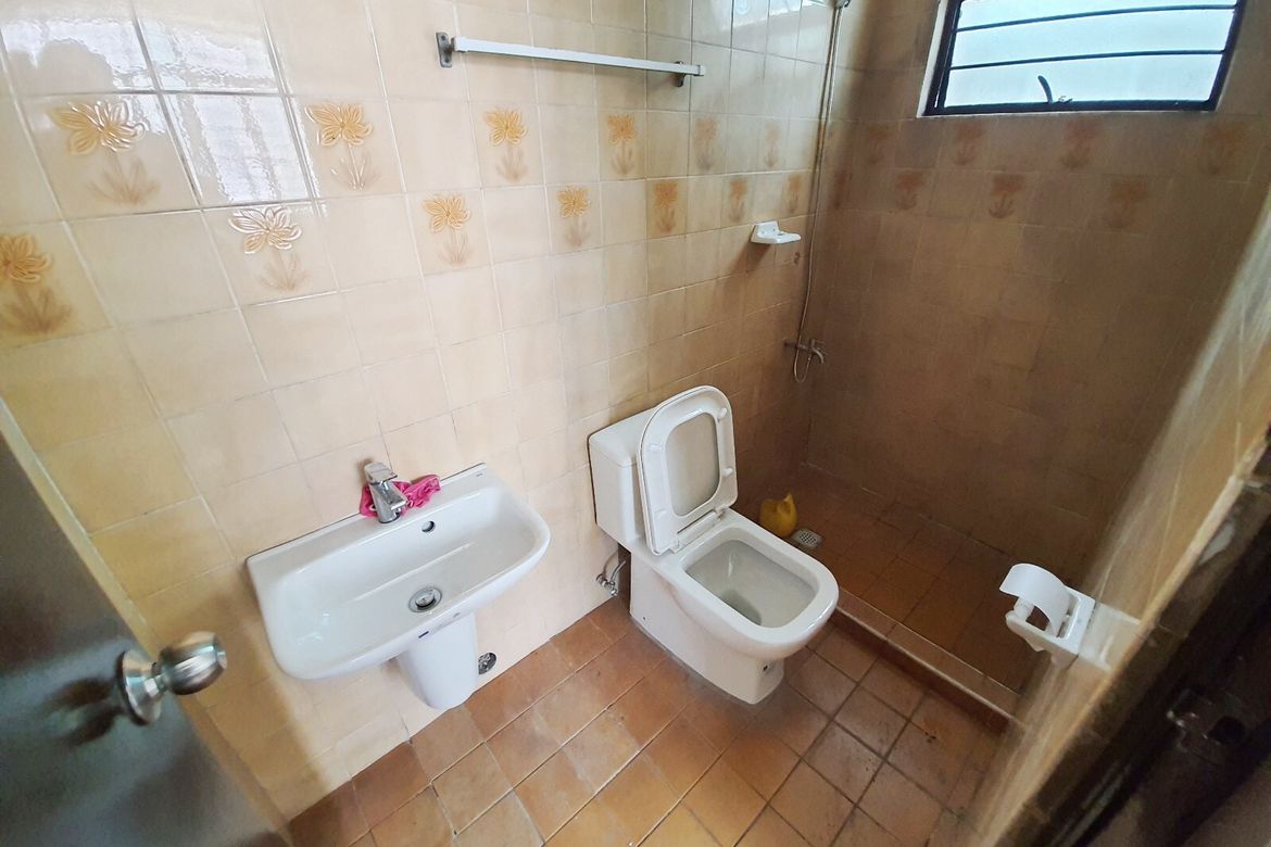 3 Bedroom Apartment for Rent in Barangay 40, Pasay, Metro Manila near LRT-1 Gil Puyat photo 8