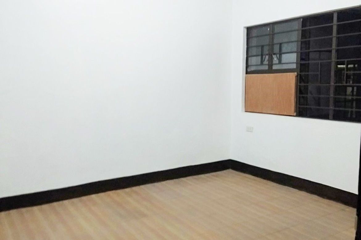 3 Bedroom Apartment for Rent in Barangay 59, Pasay, Metro Manila near LRT-1 Gil Puyat photo 4
