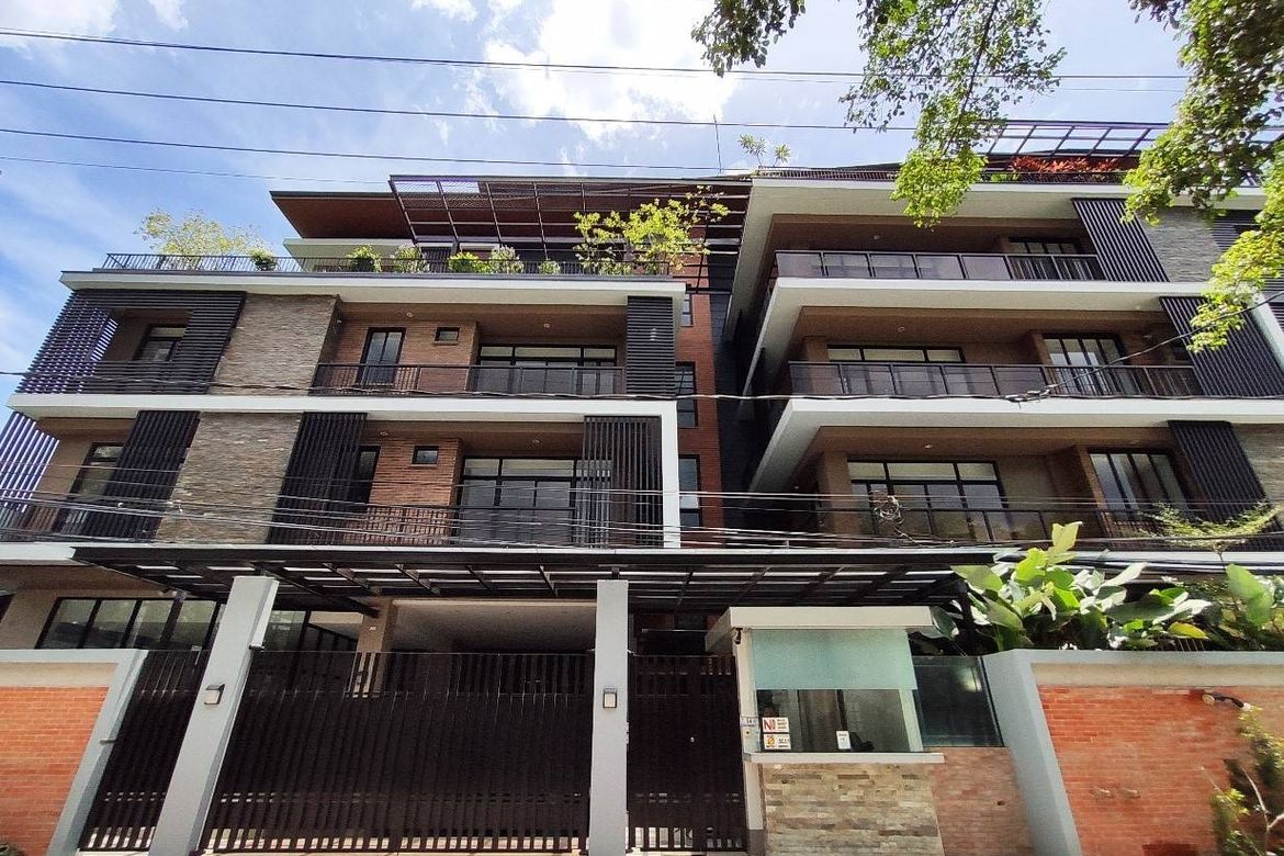 3 Bedroom Apartment for Rent in Horseshoe, Quezon City, Metro Manila near LRT-2 Betty Go-Belmonte photo 4