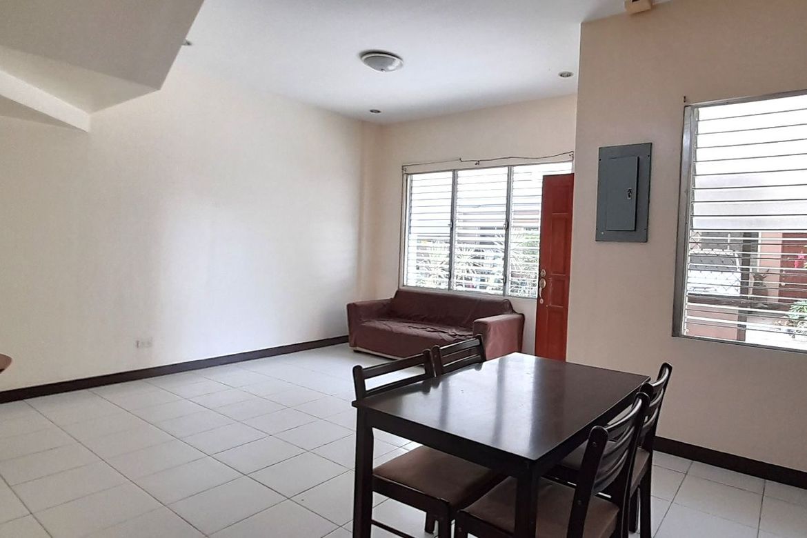 3 Bedroom Apartment for Rent in Mabolo, Cebu City, Cebu photo 5