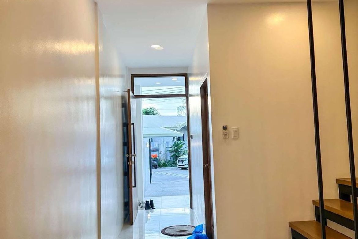 3 Bedroom Apartment for Rent in Malabanias, Angeles, Pampanga photo 4