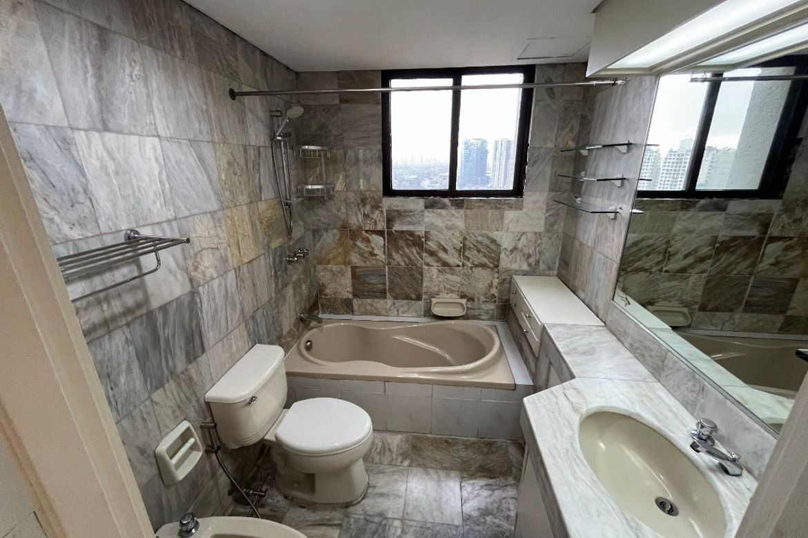 3 Bedroom Apartment for Rent in San Antonio, Makati, Metro Manila photo 3