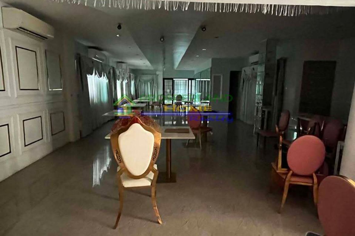 3 Bedroom Commercial for Sale in Barangay 16, Batangas City, Batangas – photo 7