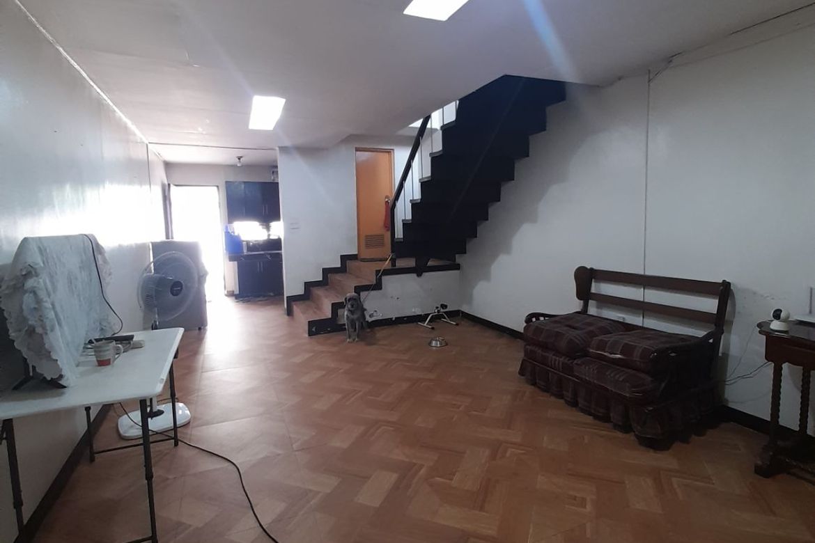 3 Bedroom Commercial for Sale in Bungad, Quezon City, Metro Manila near MRT-3 North Avenue