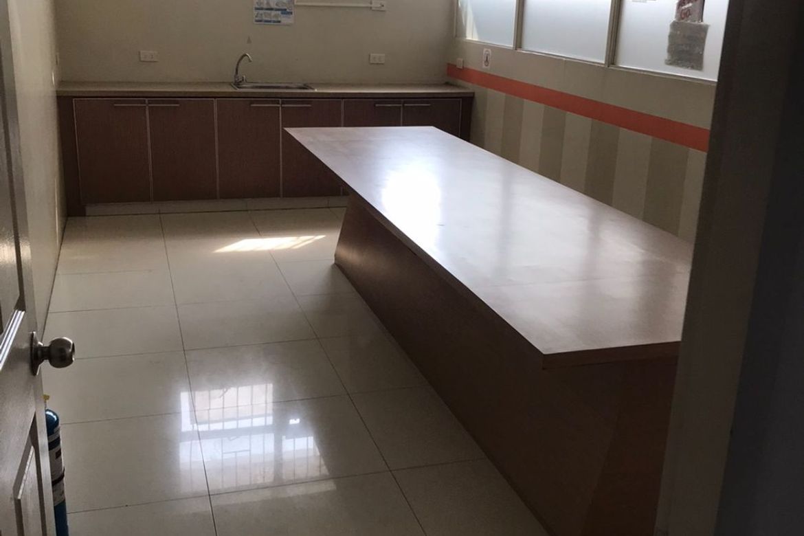3 Bedroom Commercial for Sale in San Dionisio, Parañaque, Metro Manila – photo 4