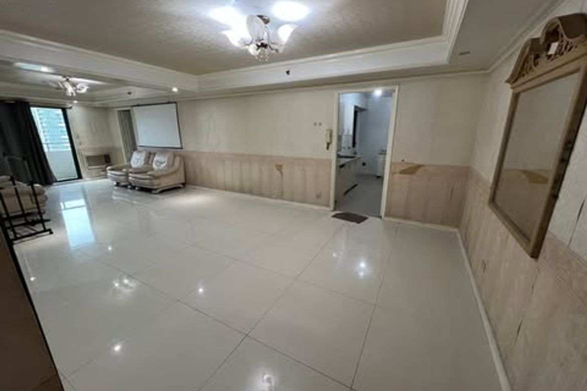 3 Bedroom Condo for Rent in Barangay 76, Pasay, Metro Manila near LRT-1 Libertad photo 3