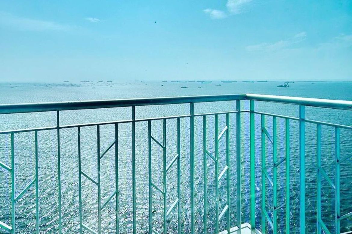 3 Bedroom Condo for Rent in Bayshore Residential Resort, Tambo, Parañaque, Metro Manila photo 4