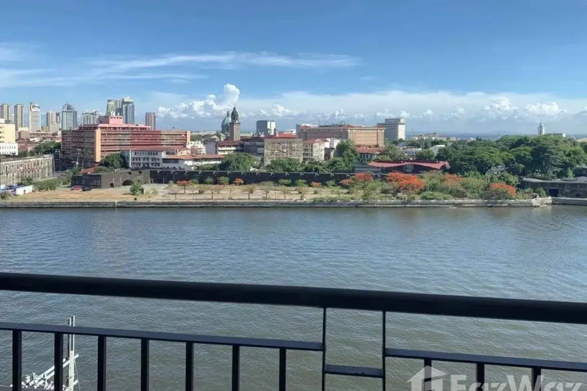 3 Bedroom Condo for Rent in Binondo, Manila, Metro Manila near LRT-1 Carriedo